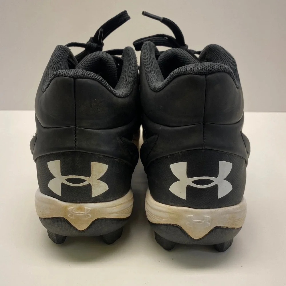 Under‎ Armour Leadoff Mid 3.0 RM Baseball Cleats Mens 7 Black White 3027446-001